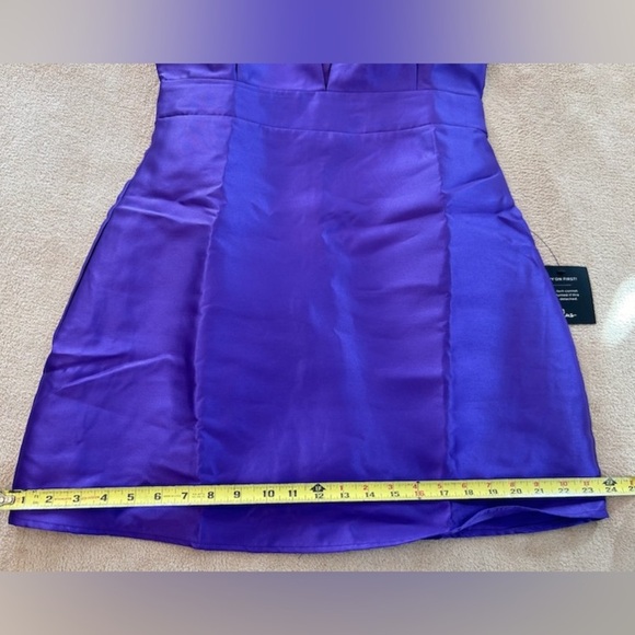 Lulu’s It’s a Glamorous Life Women’s Mini Party Dress. Large, purple - Picture 4 of 10